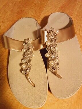 Fitflop/  Women's Fino Bauble-Bead Toe-Post Sandals/Size 11